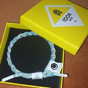 Super rare glow in the dark rastaclat from zumiez 100k